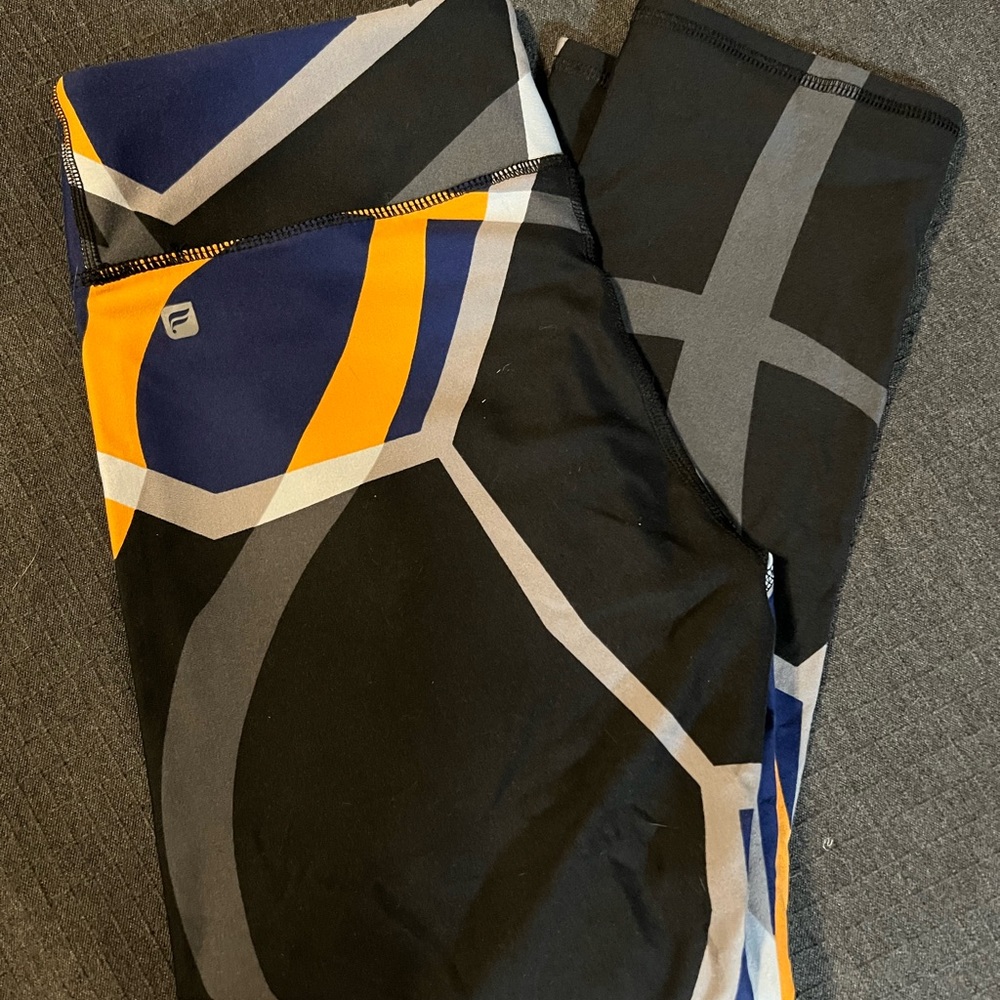 NWT ! Fabletics Leggins !!